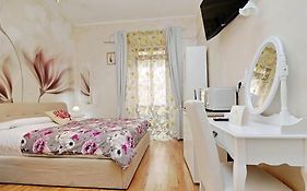 Chilling Jacuzzi Suite&Deluxe rooms Guesthouse